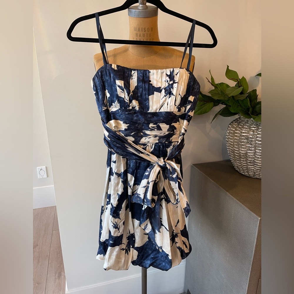 BCBG MAXAZRIA dress